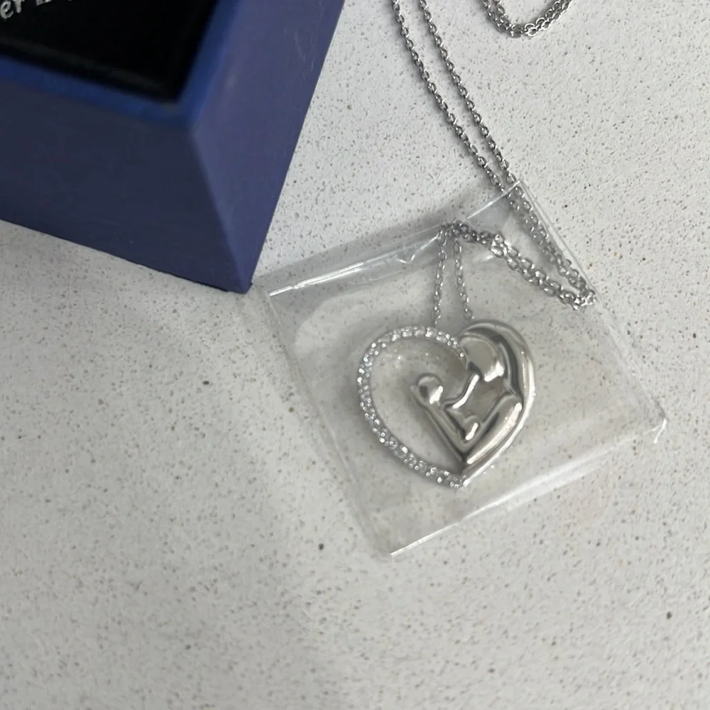 Mom&Child Necklace Silver tone light jewelry brand new - Picture 3 of 3